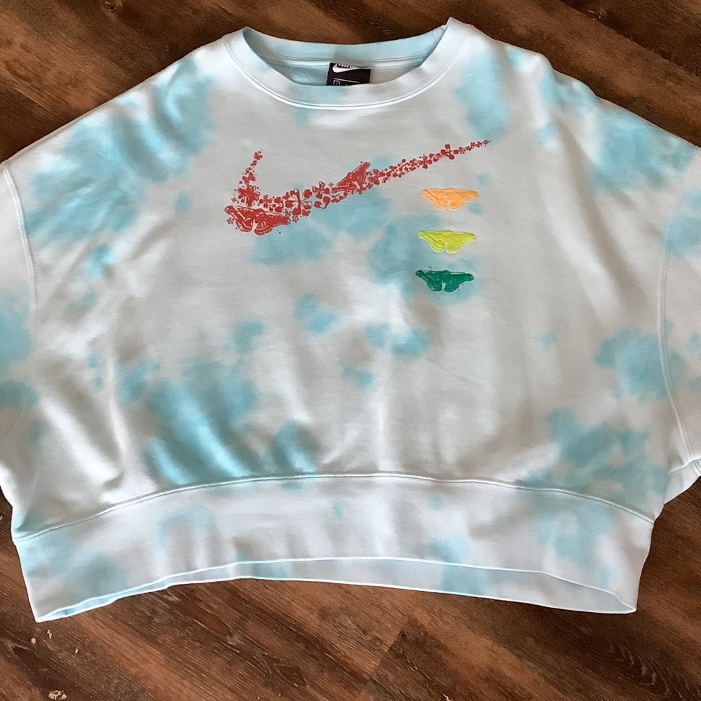 Nike Sportswear Fleece Sweatshirt Blue Tie-Dye Good Sport Cropped and Oversized